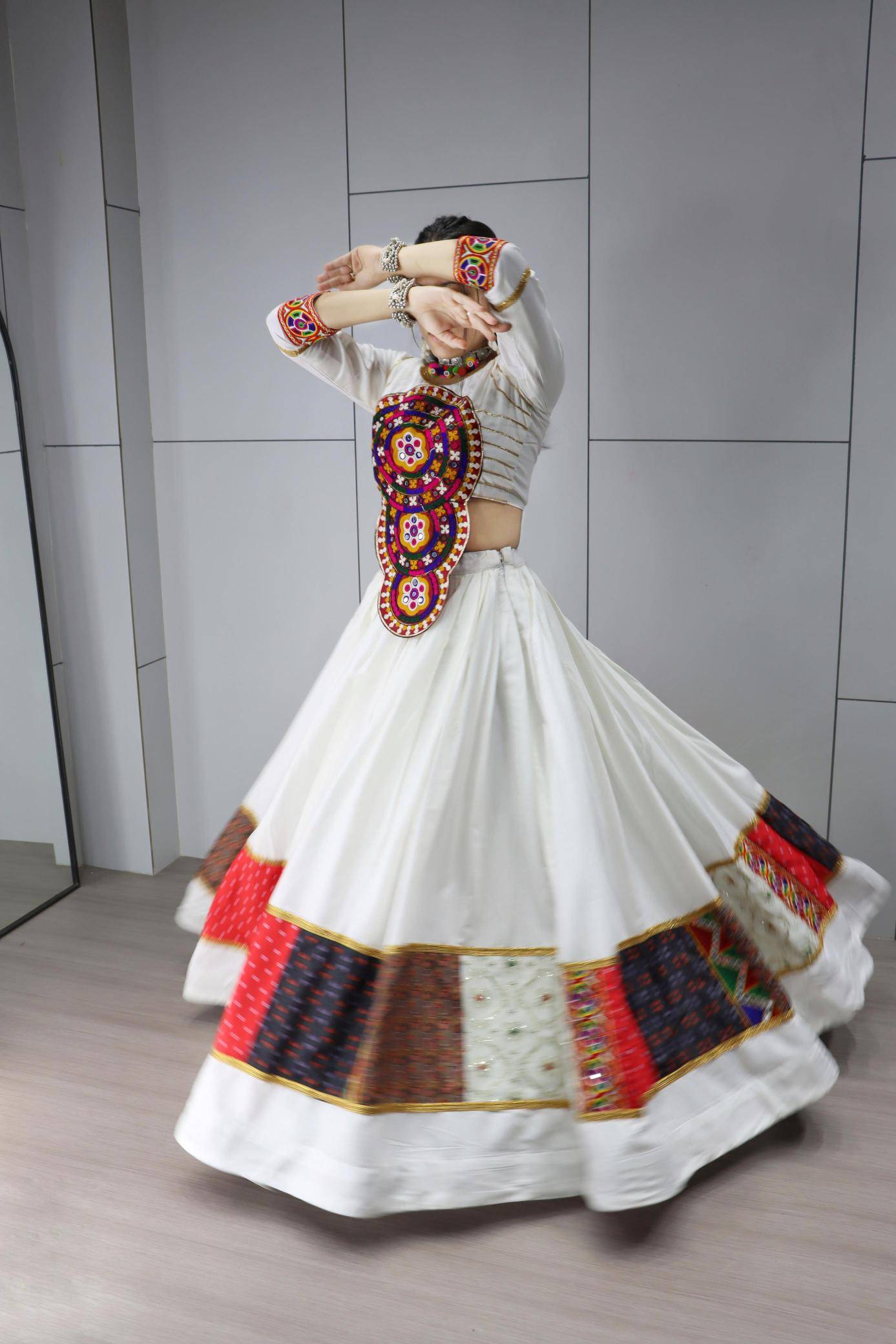 Vaayroo Cotton Latest lehenga choli designs